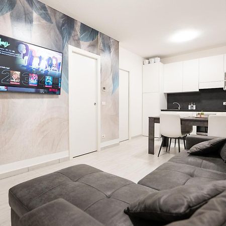 C-Apartment Lake Garda Salò Extérieur photo