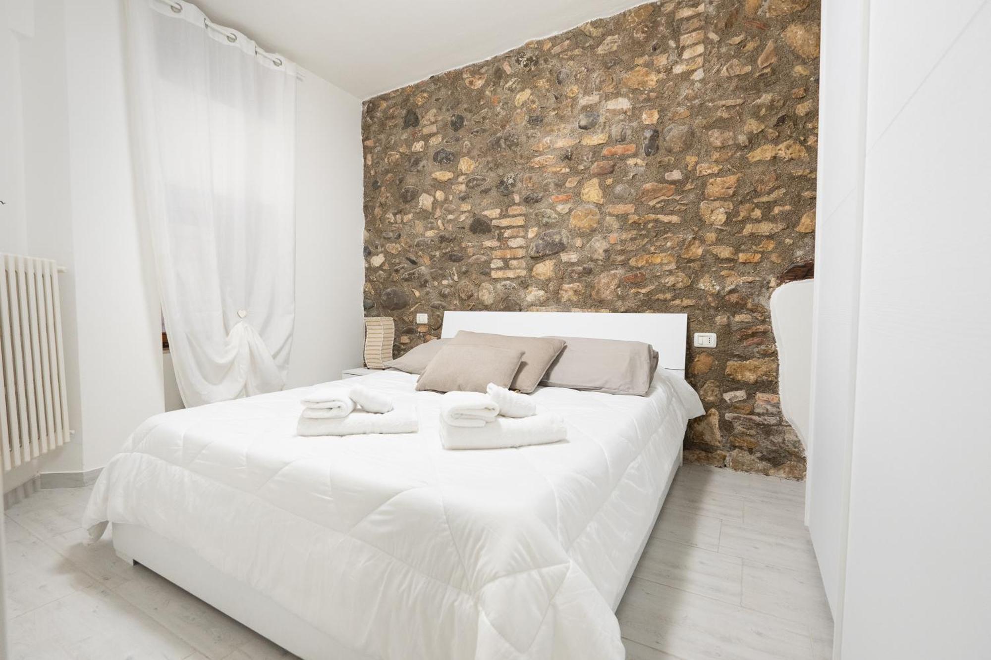 C-Apartment Lake Garda Salò Extérieur photo
